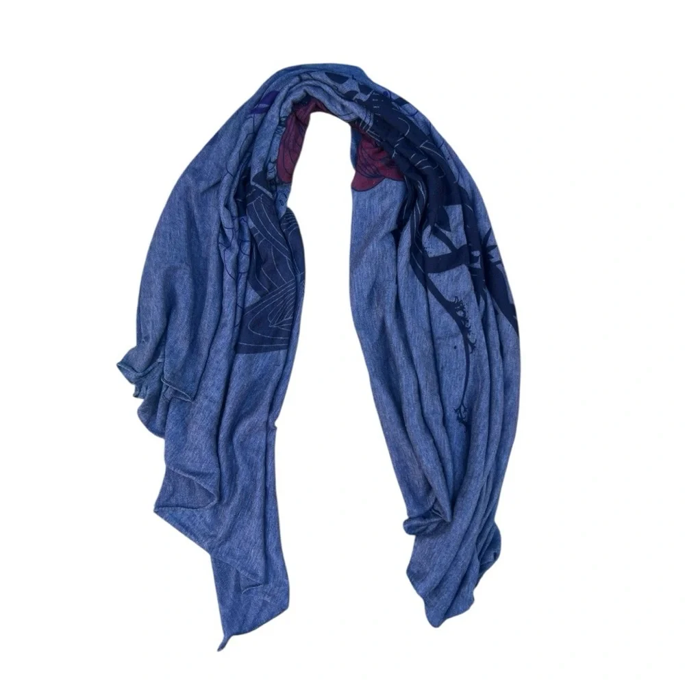 Graphic Skull &‎ Rose Lightweight Scarf / Wrap (Unbranded)